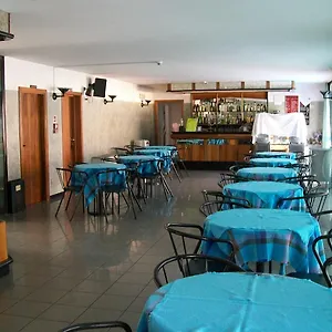 https://armstrong.emilia-romagnahotels.net